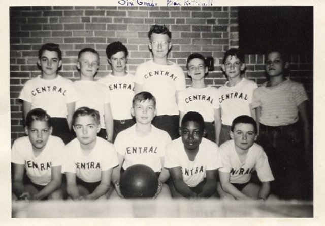 6th Grade - Central School Basketball Team